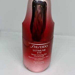 Shiseido eye cream .5 oz
Batch code provided 
No box
Never used